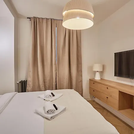 Superb Ac Center Of Le Marais Апартаменты *